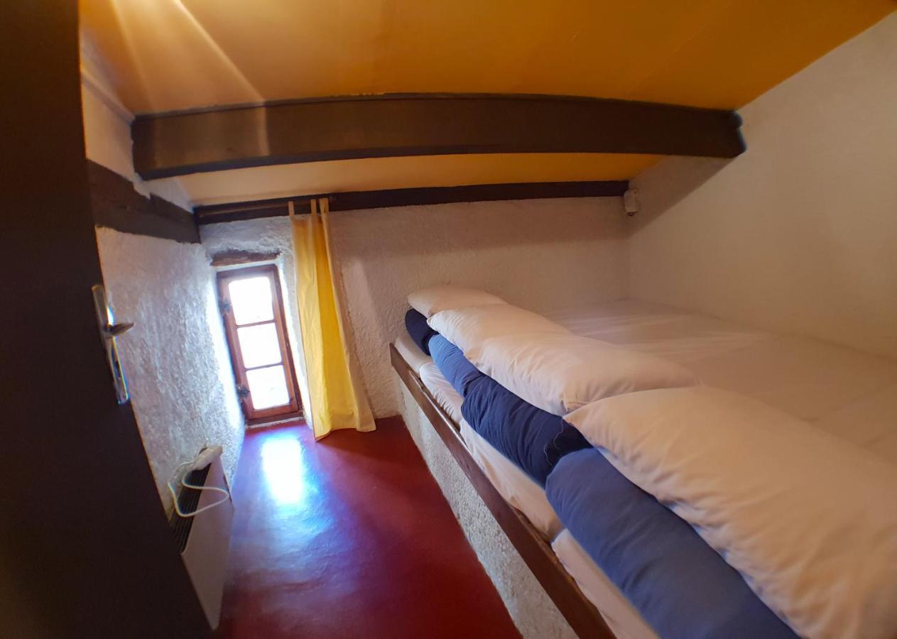 Gite Du Caf De Montpellier Сен-Гілем-ле-Дезер Екстер'єр фото